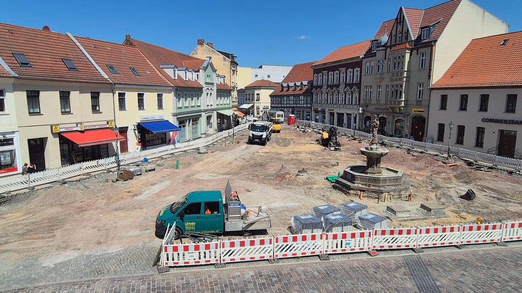 Der Sperlingsberg in Stendal wird saniert. Archäologen haben bei Untersuchungen wertvolle Funde zu Stendals Geschichte gemacht.