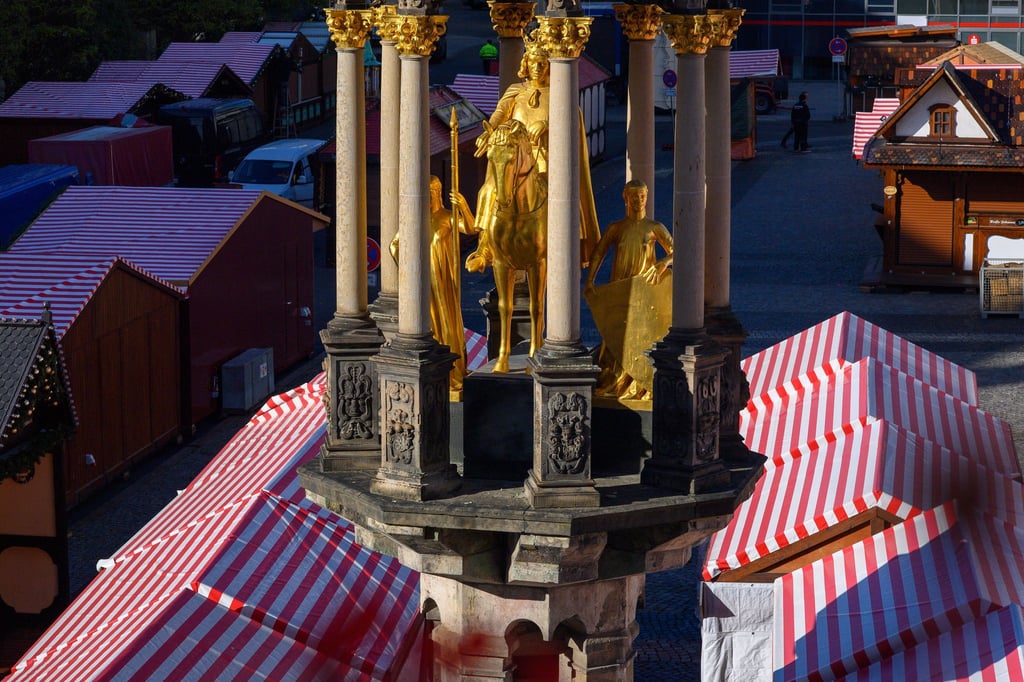 In Magdeburg leuchtet künftig nicht nur das Ampelmännchen in den Fußgängerampeln. (Archivbild)