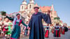 Martin Luther und Ehefrau Katharina von Bora waren der umjubelte Höhepunkt es Festumzuges. 