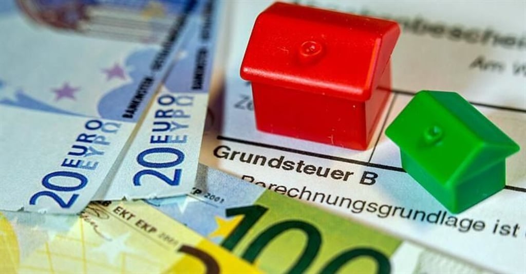 Die Stadt Oranienbaum-Wörlitz passt die Hebesätze der Grundsteuer B (Symbolbild) für Nichtwohngrundstücke an.