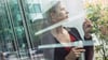 Raus zum Rauchen? Das gilt als Unterbrechung der Arbeitszeit.