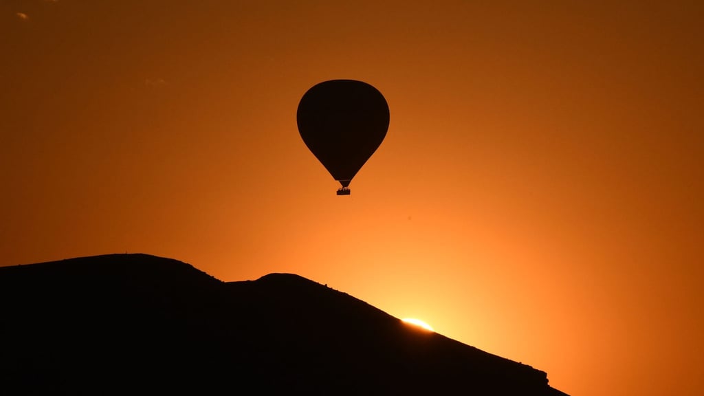 In der Türkei sind zwei Heißluftballons abgestürzt (Symbolbild)