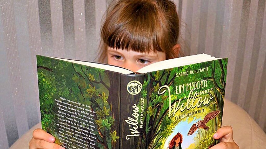 Beim Lesesommer lohnt sich der Griff zum Buch für Schüler doppelt.