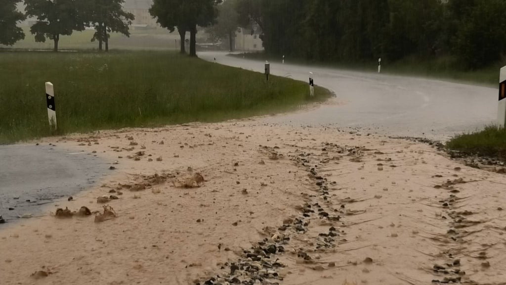 In manchen Regionen Deutschlands gab es starken Regen und Sturmböen.