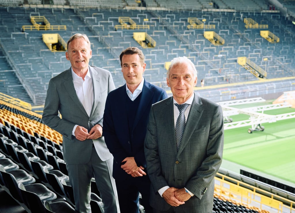 Hans-Joachim Watzke (l) erhält beim Kampf um das Präsidenten-Amt beim BVB Konkurrenz vom Amtsinhaber Reinhold Lunow (r).