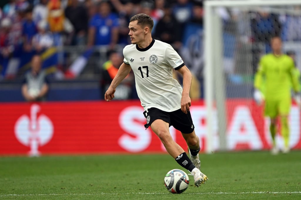 Vor dem Medizincheck in Liverpool: Der deutsche Nationalspieler Florian Wirtz.