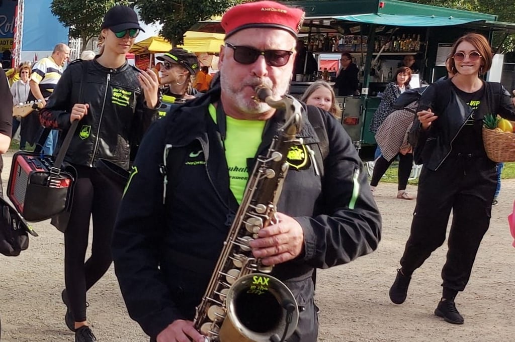 Das Sax'n Anhalt-Orchester war 2021 beim Rolandfest in Burg mit von der Partie.