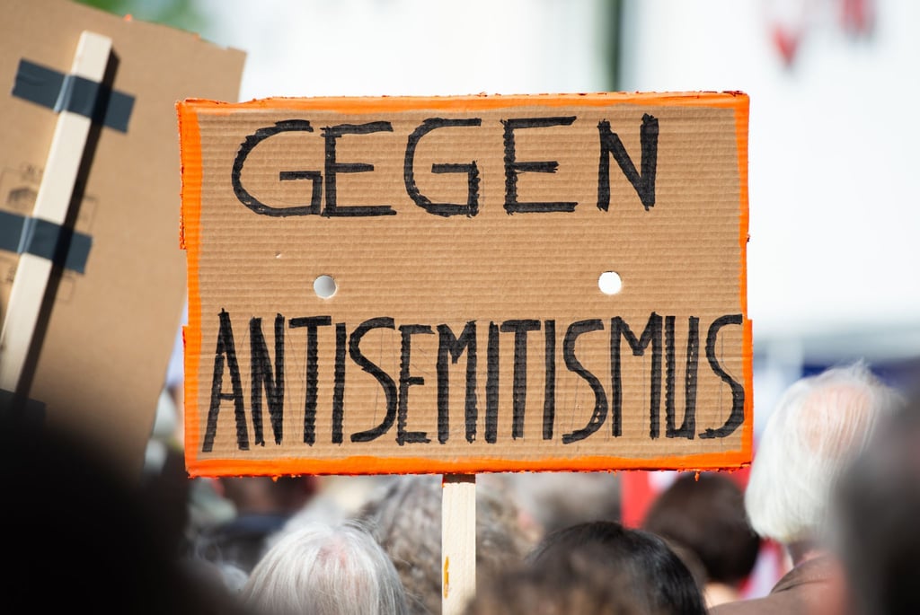 Die Recherche- und Informationsstelle Antisemitismus (RIAS) in Niedersachsen stellt ihren Jahresbericht für 2024 vor. (Symbolbild)