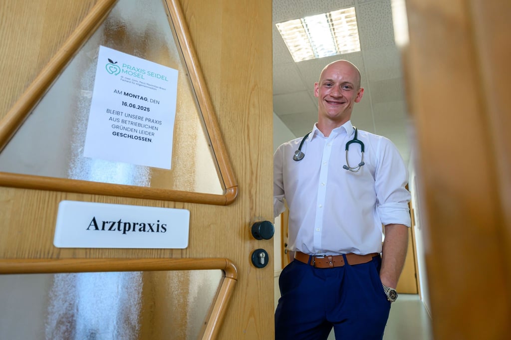 Kümmert sich fortan im Zwickauer Ortsteil Mosel um Patienten: Hausarzt Maximilian Braun.