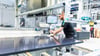 Die Solarzellen aus Bitterfeld-Wolfen wurden im sächsischen Freiberg zu Solarmodulen verarbeitet.