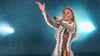 Helene Fischer plant einen für das nächste Jahr eine Tour - doch davor erwartet sie und ihre Familie noch ein persönliches Geschenk.&nbsp;