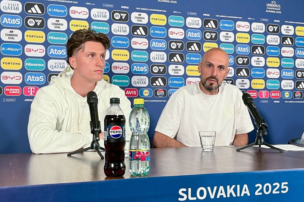 Wollen den dritten Sieg: U21-Nationalcoach Antonio Di Salvo (r) und Tim Oermann.