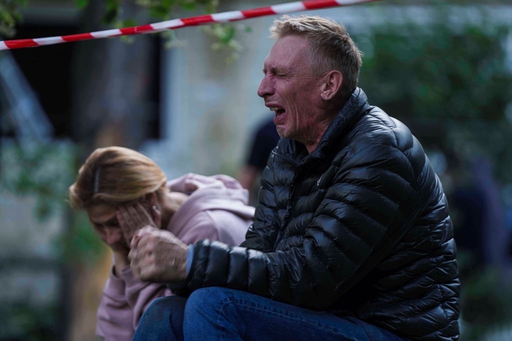 In Kiew wurden mindestens 14 Menschen durch den russischen Angriff getötet.