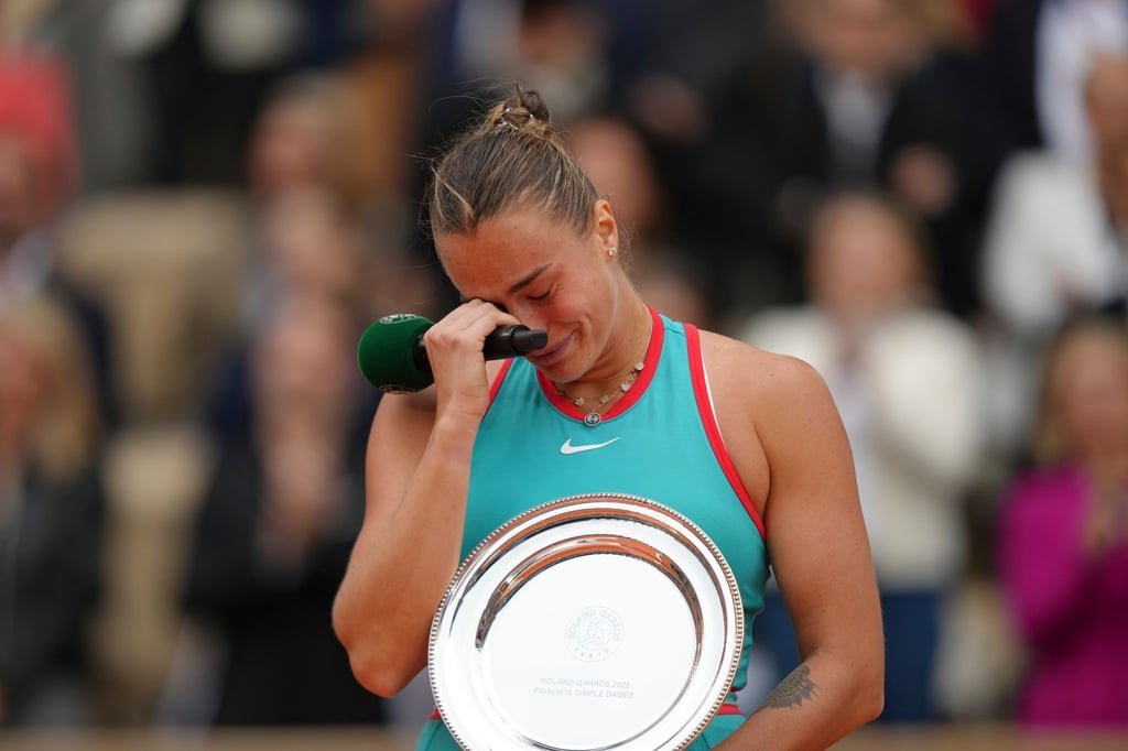Tränen bei Aryna Sabalenka nach der Niederlage im Finale der French Open.