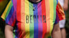 Darf das Regenbogennetzwerk des Bundestags am Christopher Street Day in Berlin teilnehmen? Darüber wird in scharfen Worten gestritten. (Archivbild)