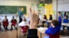 Im Landkreis Harz sind im Schuljahr 2024/25 sieben Grundschulklassen zusammengelegt worden.
