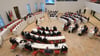 Der Brandenburger Landtag debattiert unter anderem über den Haushalt. (Archivbild)