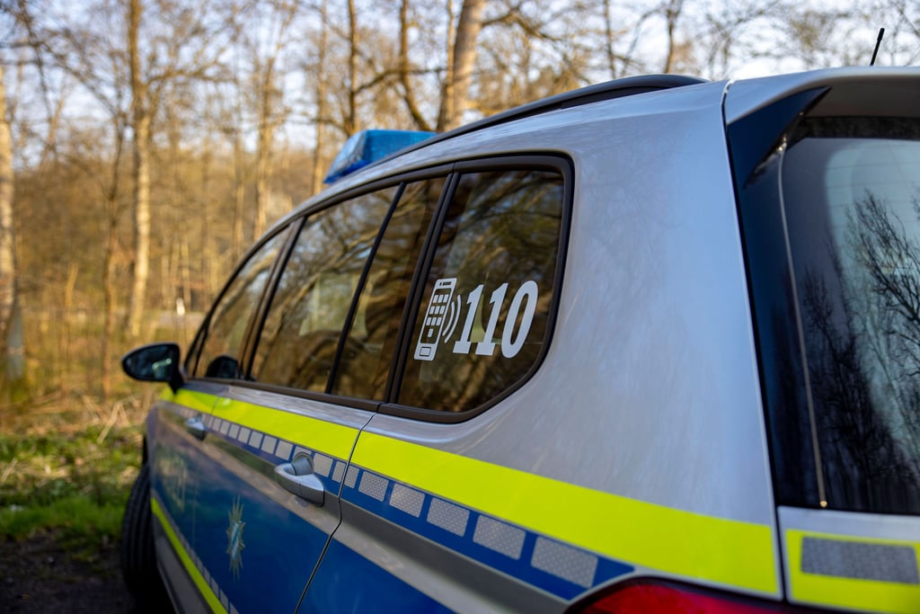 Ein Polizeiauto im Einsatz.
