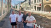 Die Gewerbetreibenden in der Ferdinand-von-Schill-Straße Alexander Lech (Bürohallo),  Daniel Janoth, Ricky Funke (Haus der Stoffe) und Christian Schmidt (v.l.n.r.) wollen mehr Informationen zum Umbau der Straße.