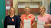 Projektleitung Frauke Gigartzik (von links), Schulleiterin Doris Beneke und Comenius-Schul-Jobcoach Christine Heins überreichten die „Altmark-Starter“-Zertifikate. 