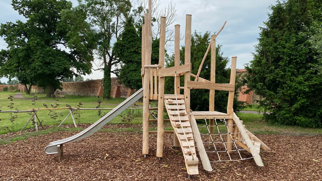 Der neue Spielplatz des Jerichower Klosters.
