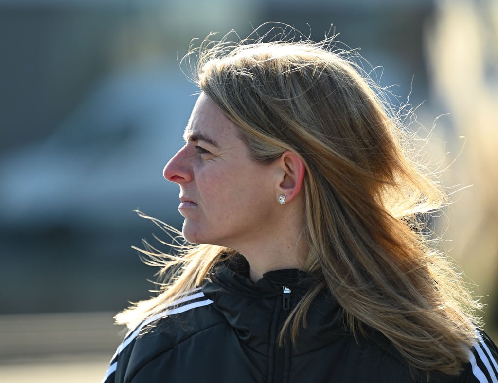Sportdirektorin Nia Künzer bleibt beim DFB