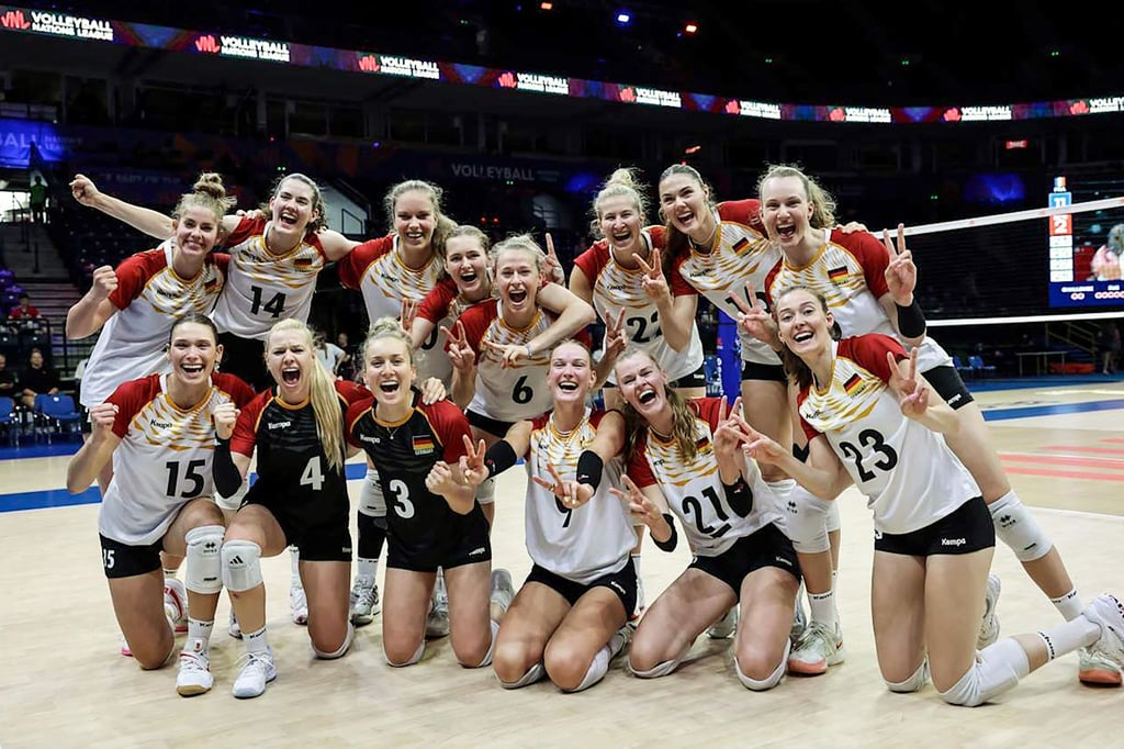 Gegen Frankreich gelang den deutschen Volleyballerinnen ein knapper Sieg.