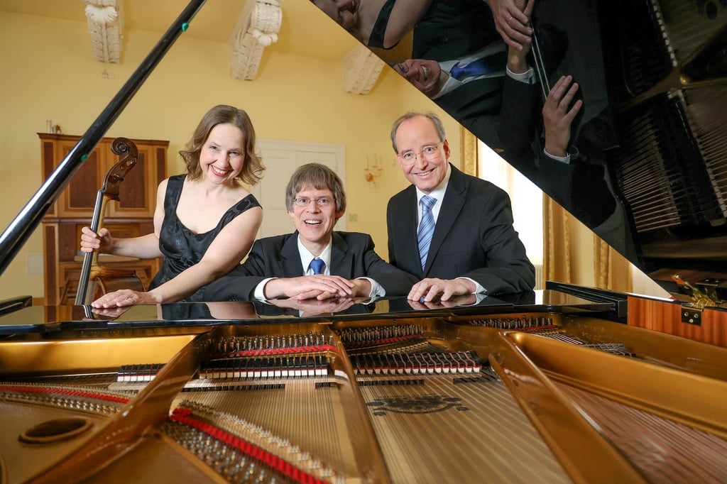 „Skandinavische Sommernacht – Am Rande der Stille“ ist ein Abends mit dem Hyperion-Trio in Magdeburg überschrieben.