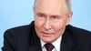 Der russische Präsident Wladimir Putin antwortet auf Fragen von Vertretern von Weltnachrichtenagenturen. (Archivbild)