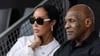 Mike Tyson und Ehefrau Lakiha Spicer gucken Tennis in Berlin.
