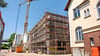 Auf der Baustelle des Kreisarchivs in Wittenberg geht es voran. Gerade wird die Fassade verklinkert. 