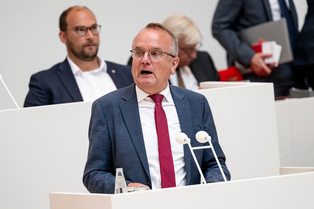 Brandenburgs Bauminister Detlef Tabbert will das Bauen beschleunigen. (Archivbild)