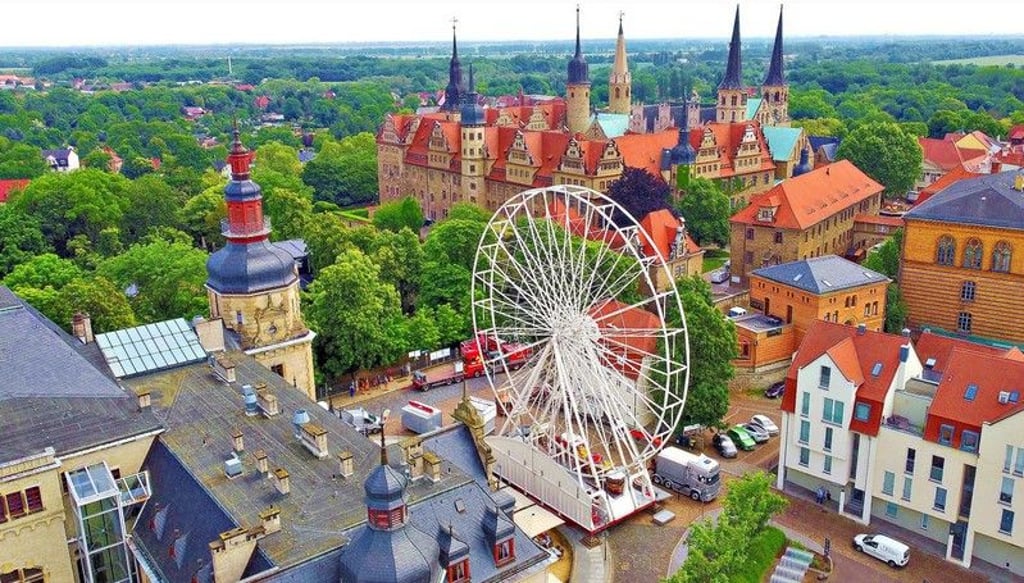 Auch ein Riesenrad wird es bei den Merseburger Schlossfestspielen geben.