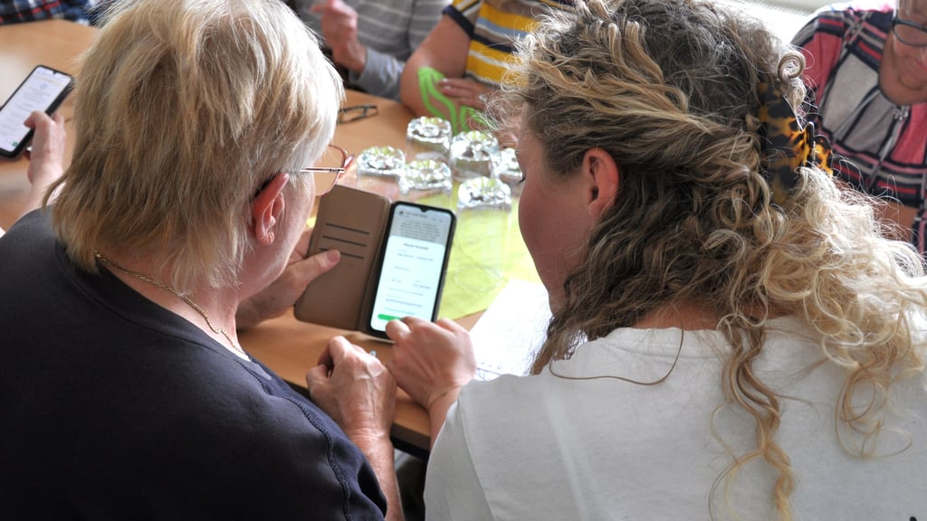 Die Initaiative Technik-PIA bringt ältere Menschen in Kontakt mit digitalen Diensten