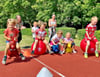 Viel Spaß hatten die „Aderstedter Waldstrolche“ beim großen Kita-Sportfest auch auf der „Hüpfbahn“. 
