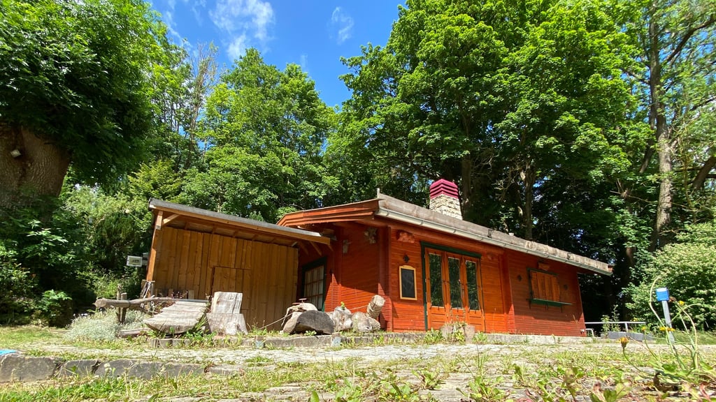 Sommer, Sonne und bald auch Eiscreme? Die Christinenteichbaude im Naturbad Elbingerode ist seit Jahren geschlossen.
