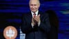 Putin bekam Applaus für seine Aussage, dass Russen und Ukrainer ein Volk seien.