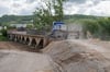 Die Arbeiten für den Neubau der Unstrutbrücke in Karsorf sind seit Ostern im Gange. Im Juli startet der Abriss des Bauwerks, wofür aus Sicherheitsgründen auch die Unstrut voll gesperrt wird. 