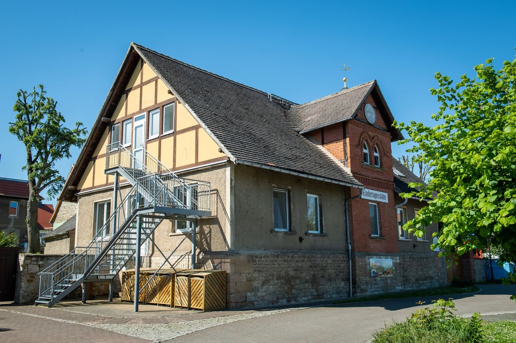 Die Kindertagesstätte "Kneipp-Strolche" in Herrengosserstedt soll neu gebaut werden. Doch es scheitert weiter am Geld.