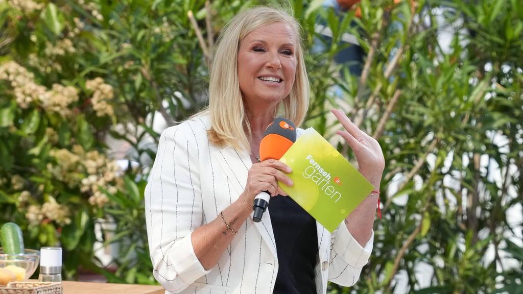 Andrea Kiewel moderiert am Wochenende wieder den ZDF-Fernsehgarten.