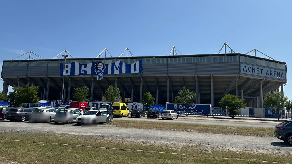 25 Jahre Blue Generation FCM-Fanclub Banner Stadion