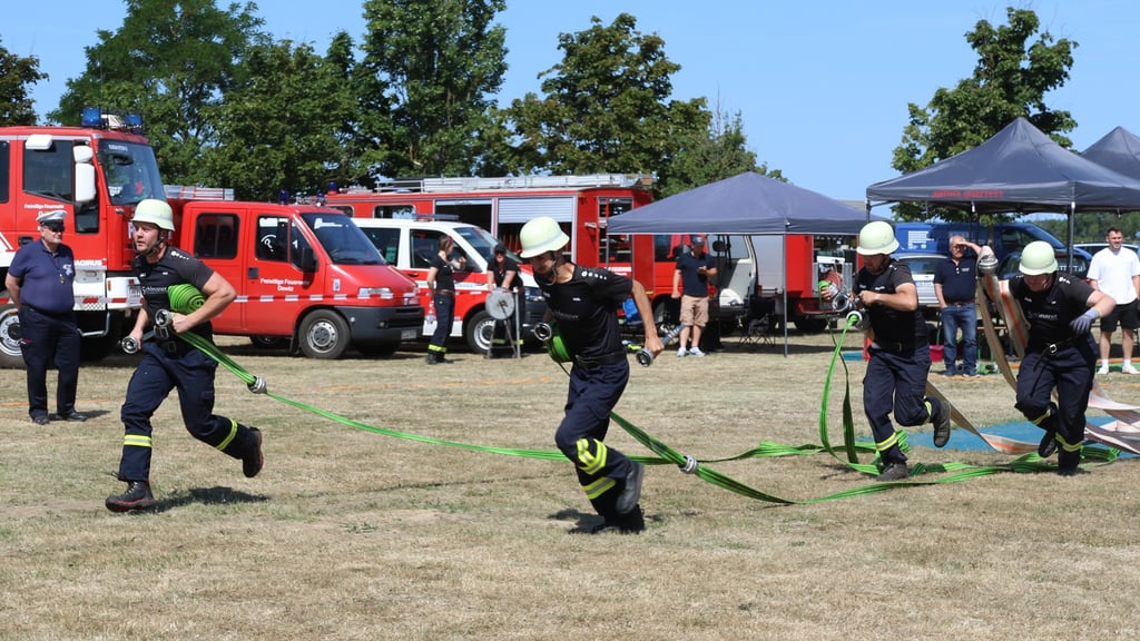 Die Läufer der Freiwilligen Feuerwehr Hohengöhren errangen Platz vier beim Kreisfeuerwehrtag 2025.