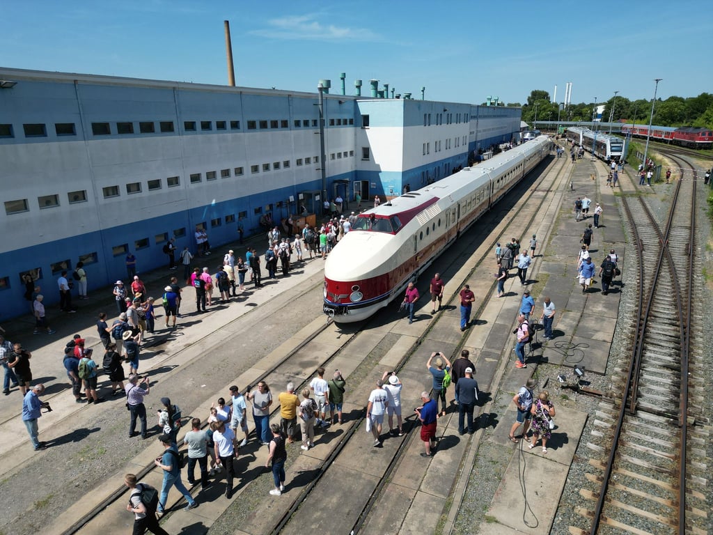 Der SVT Görlitz stand im Mittelpunkt des Tages der offenen Tür in Halberstadt.