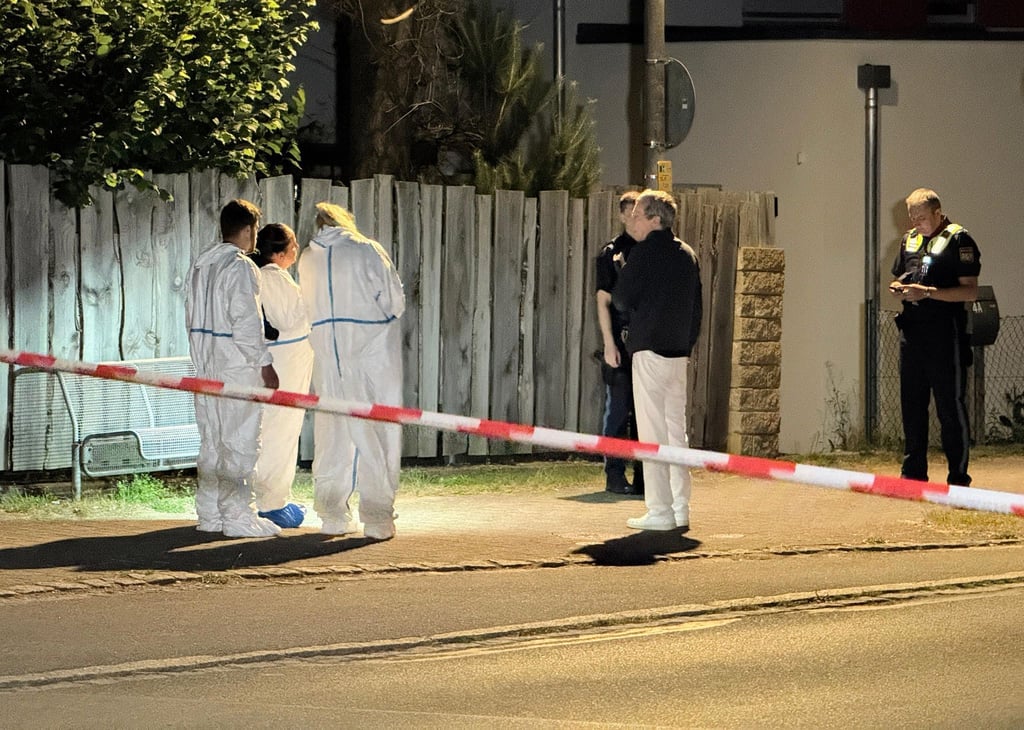Noch in der Nacht zum Sonntag kam es im Bereich des Tatortes unweit des Großen Brombachsees bei Ramsberg zu umfangreichen Spurensicherungsmaßnahmen der Polizei.