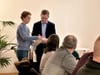 Haupt- und Finanzausschuss von Zahna-Elster. Antje Hedrich überreichte Bürgermeister Peter Müller eine Unterschriftenliste mit 217 Unterzeichnern, gegen eine Photovoltaik-Anlage in der Rastdorfer Heide.  