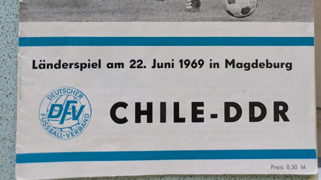 Das Programmheft zu der damaligen Partie gegen Chile.