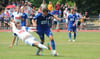 Vor zehn Jahren gab es letzmalig das Duell Burger BC gegen den 1. FC Magdeburg. Damals versuchte Tim Schaarschmidt (links) Stürmer Christian Beck zu stoppen.