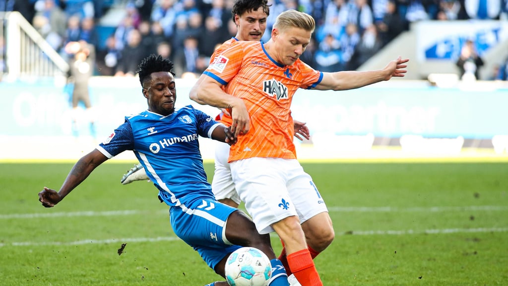 Andreas Müller (rechts) zieht es nach Karlsruhe.