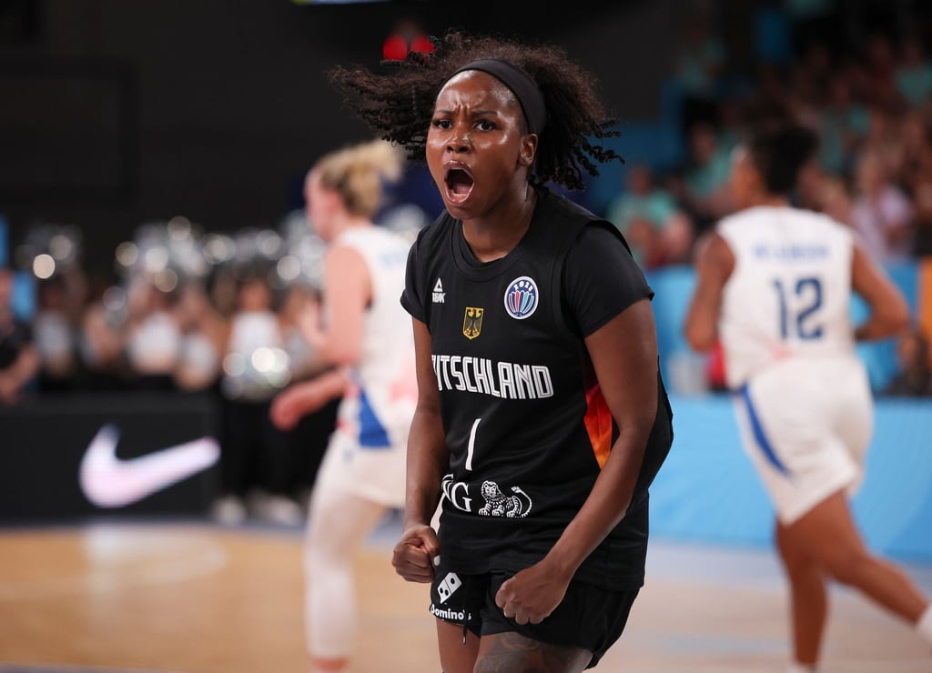 Alexis Peterson und die deutschen Basketballerinnen stehen im EM-Viertelfinale.