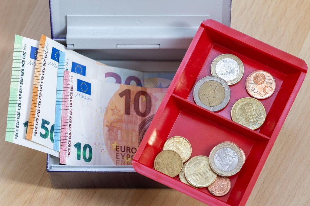 Sachsen-Anhalts Kommunen waren zum Ende des ersten Quartals 2025 mit 3,572 Milliarden Euro verschuldet. (Symbolbild)